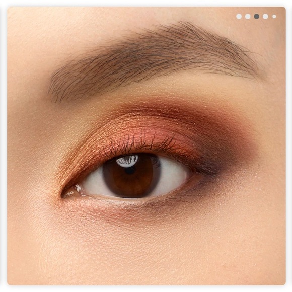 Le 9 De Givenchy Eyeshadow Palette - Picture 2 of 10